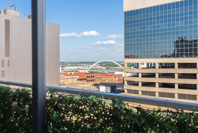 309 Church St PH 605, Nashville, TN 37201