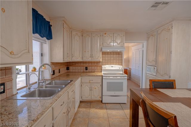 4631 East Colorado Avenue, Las Vegas, NV 89104