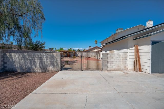 4631 East Colorado Avenue, Las Vegas, NV 89104