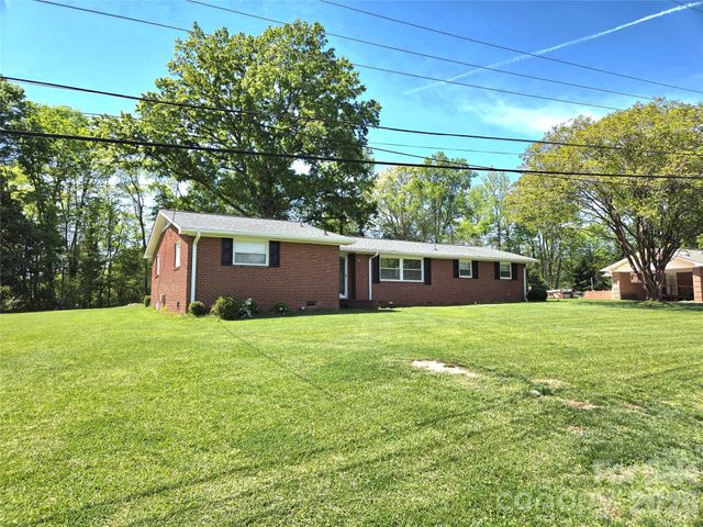 7222 Melody Lane, Charlotte, NC 28214