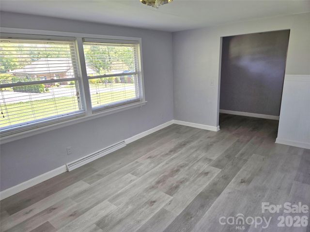 7222 Melody Lane, Charlotte, NC 28214