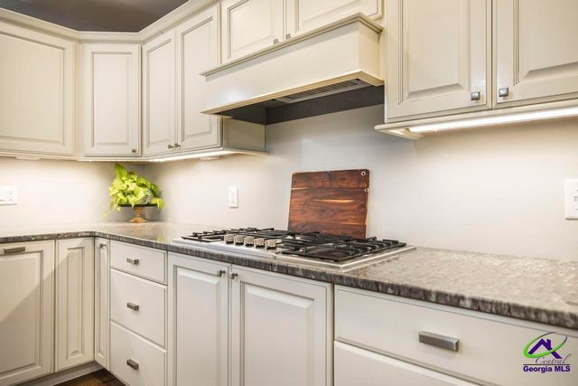 124 S Tamie Circle, Kathleen, GA 31047