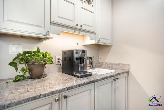 124 S Tamie Circle, Kathleen, GA 31047