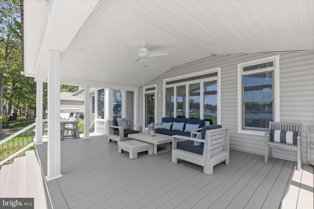 Image 20 of property listing at 109 STARBOARD CT, Grasonville, MD 21638
