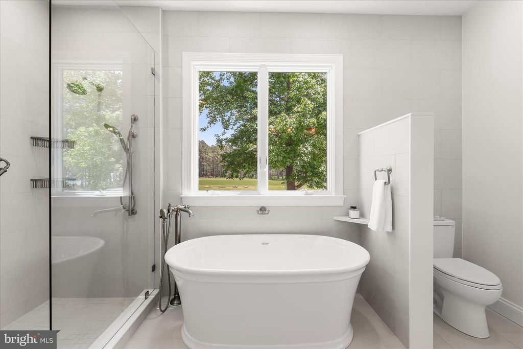 Image 34 of property listing at 109 STARBOARD CT, Grasonville, MD 21638