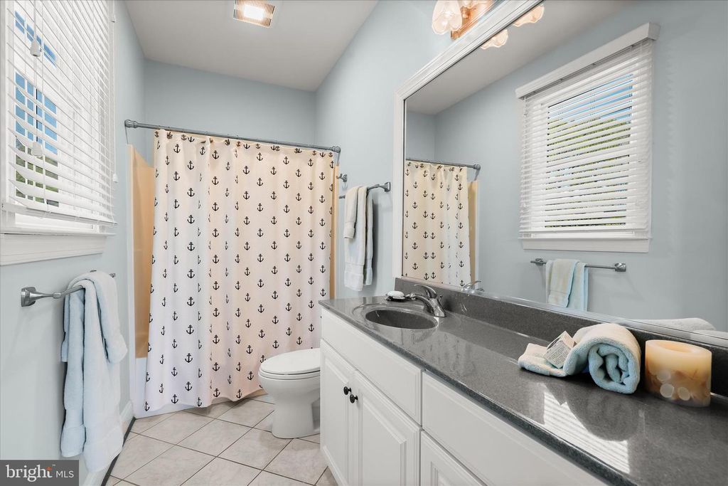 Image 39 of property listing at 109 STARBOARD CT, Grasonville, MD 21638