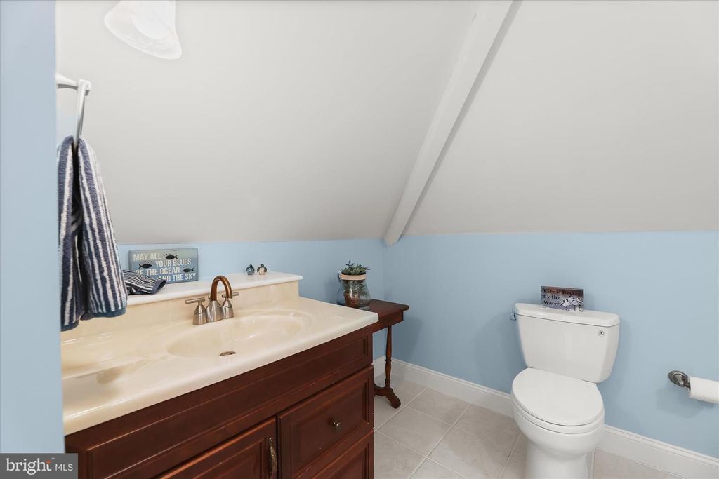 Image 64 of property listing at 109 STARBOARD CT, Grasonville, MD 21638