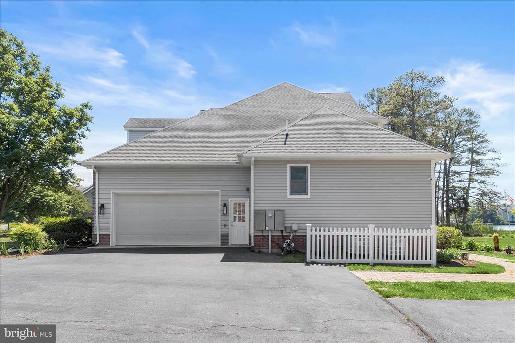Image 71 of property listing at 109 STARBOARD CT, Grasonville, MD 21638