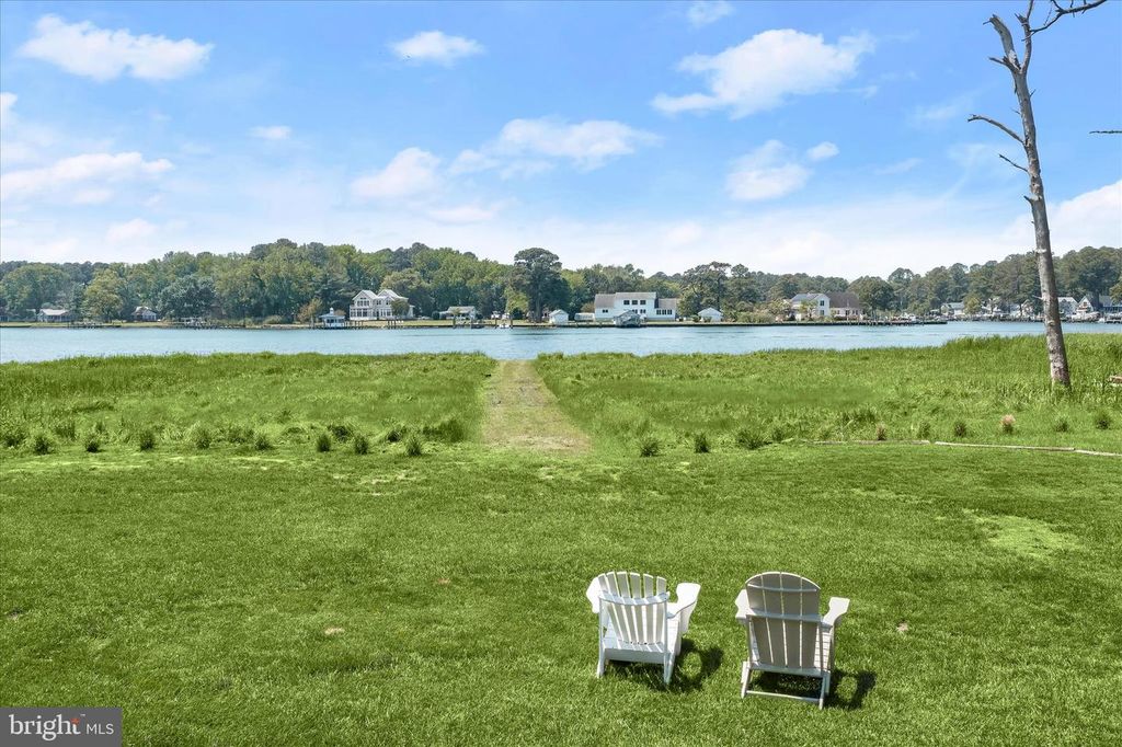 Image 75 of property listing at 109 STARBOARD CT, Grasonville, MD 21638