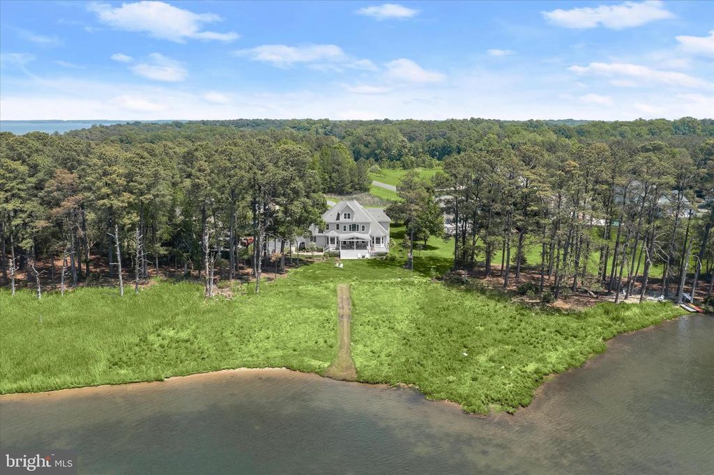 Image 79 of property listing at 109 STARBOARD CT, Grasonville, MD 21638