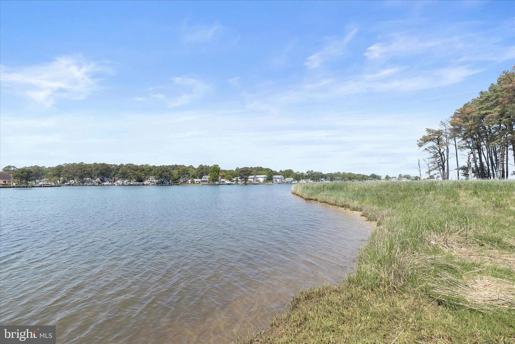 Image 81 of property listing at 109 STARBOARD CT, Grasonville, MD 21638