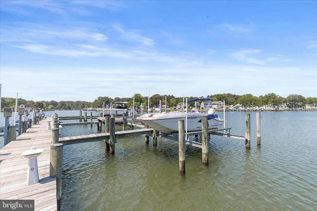 Image 89 of property listing at 109 STARBOARD CT, Grasonville, MD 21638