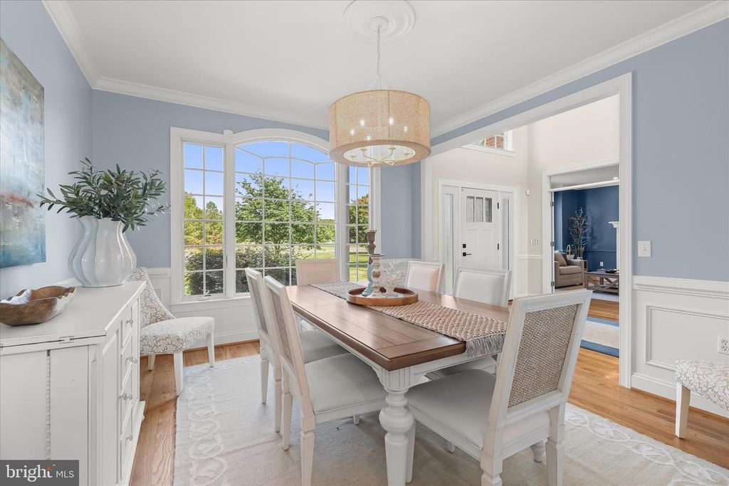 Image 9 of property listing at 109 STARBOARD CT, Grasonville, MD 21638