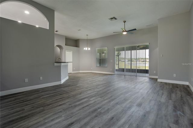 4946 LAZY OAKS WAY, St Cloud, FL 34771
