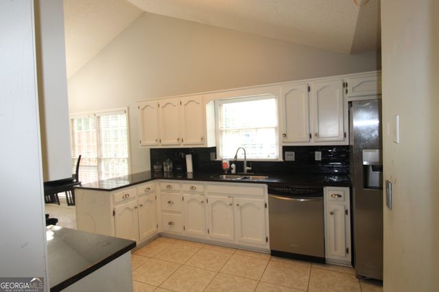 3374 Mosswood Lane, Rex, GA 30273