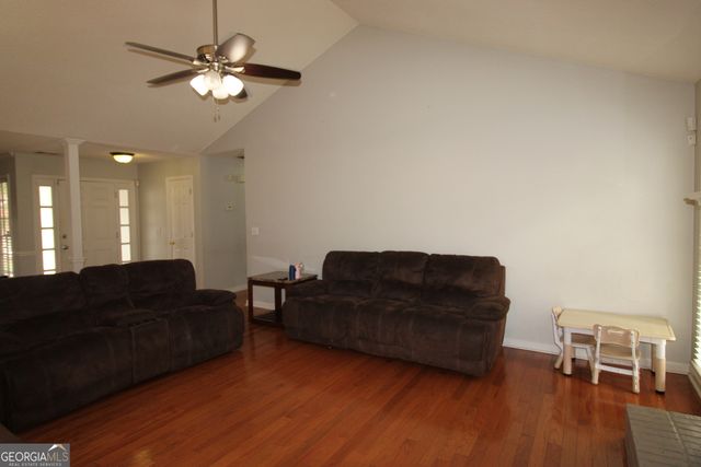 3374 Mosswood Lane, Rex, GA 30273