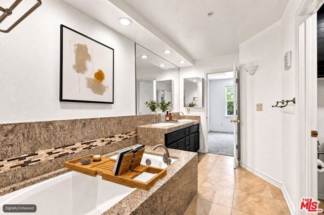 2233 Martin 309, Irvine, CA 92612