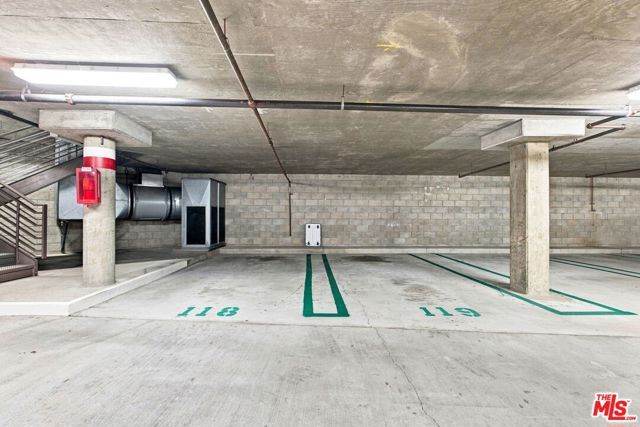 2233 Martin 309, Irvine, CA 92612