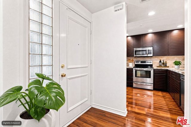 2233 Martin 309, Irvine, CA 92612