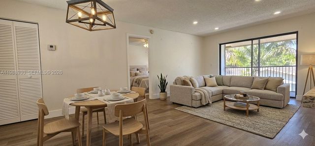 11323 Royal Palm Blvd D-2, Coral Springs, FL 33065