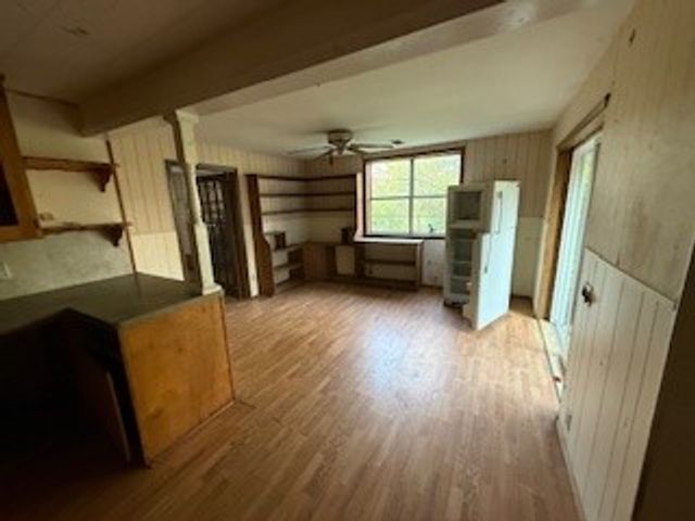 402 E College Street, Altus, AR 72821