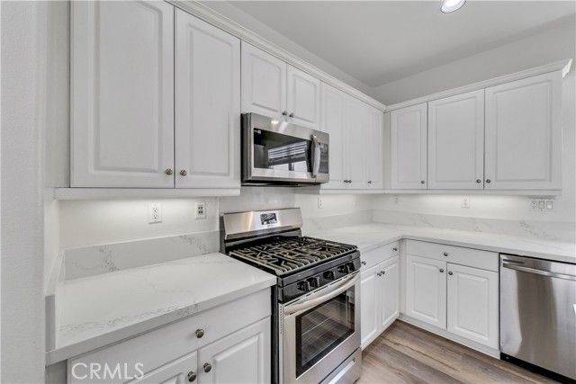 180 S Heartwood, Anaheim, CA 92801