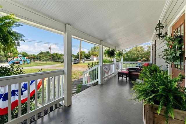 28 School Street NE, White, GA 30184