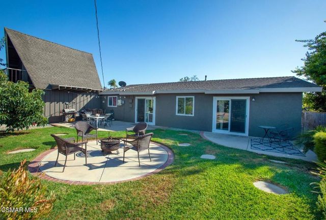 11 Teasdale Street, Thousand Oaks, CA 91360
