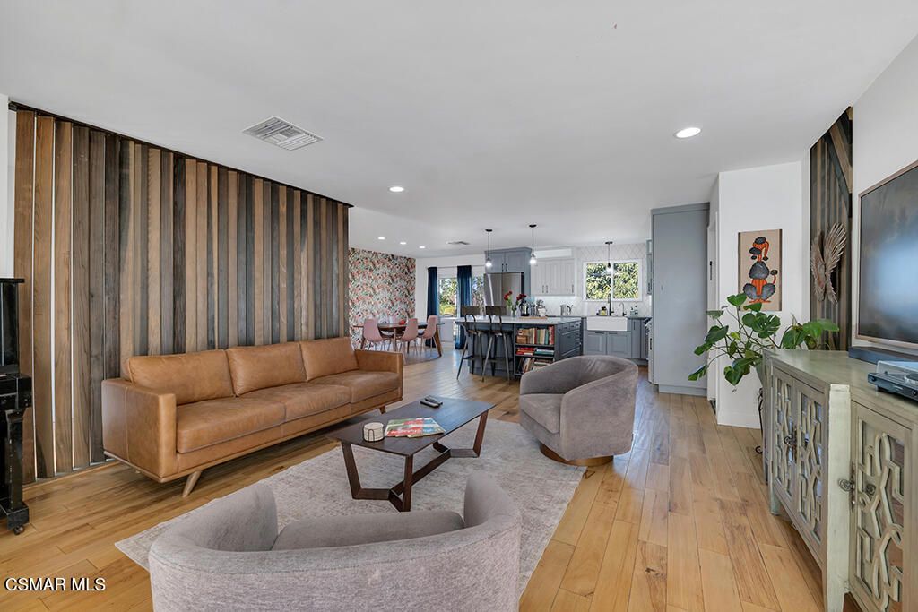 11 Teasdale Street, Thousand Oaks, CA 91360 — photo 5