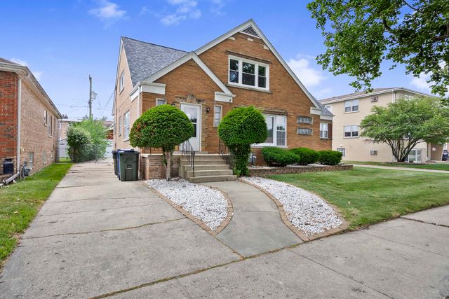 9316 S Harding Avenue, Evergreen Park, IL 60805