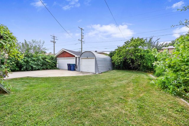 9316 S Harding Avenue, Evergreen Park, IL 60805