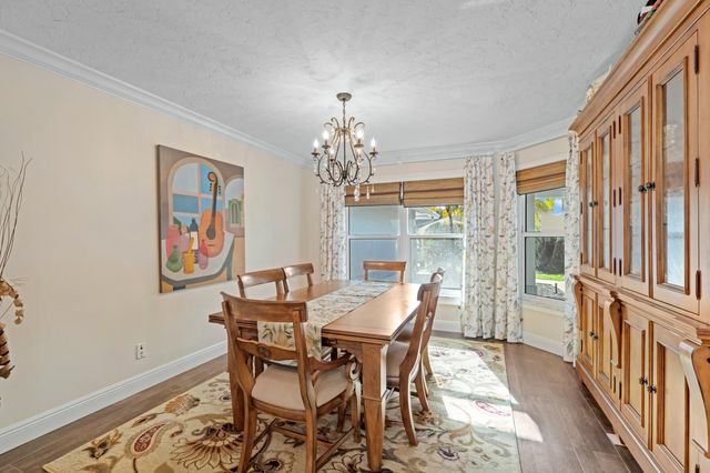 551 Kingsbury Terrace, Wellington, FL 33414