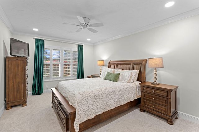 551 Kingsbury Terrace, Wellington, FL 33414