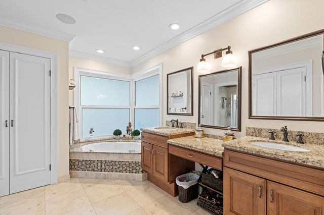 551 Kingsbury Terrace, Wellington, FL 33414