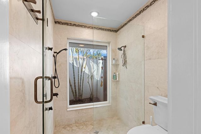 551 Kingsbury Terrace, Wellington, FL 33414