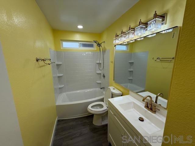 10396 Seth Way, Santee, CA 92071