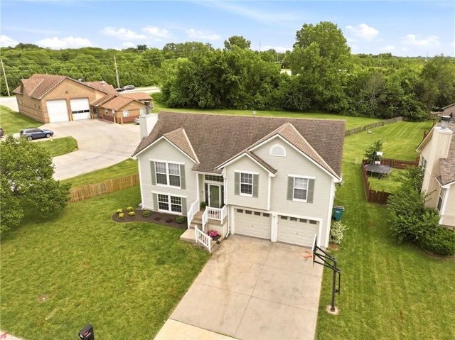 14648 LaQuinta Drive, Grandview, MO 64030