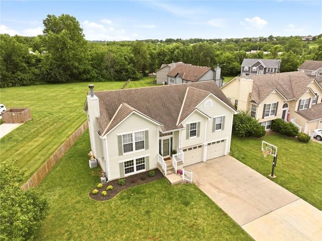 14648 LaQuinta Drive, Grandview, MO 64030