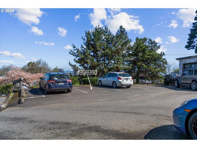 3515 Sw BARBUR Blvd R-1, Portland, OR 97239