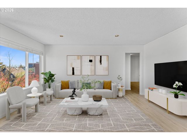 3515 Sw BARBUR Blvd R-1, Portland, OR 97239