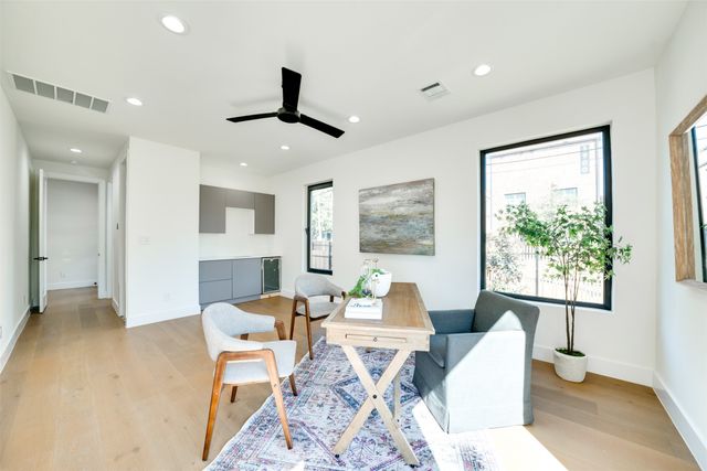 3825 Munger Avenue, Dallas, TX 75206
