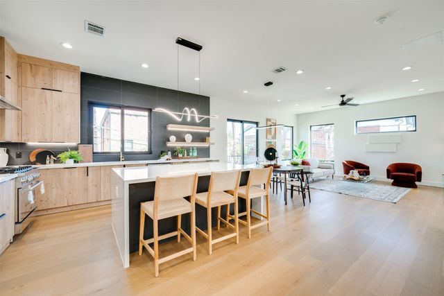 3825 Munger Avenue, Dallas, TX 75206