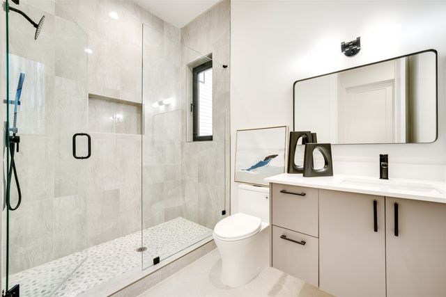 3825 Munger Avenue, Dallas, TX 75206