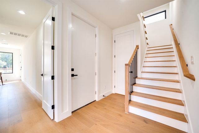 3825 Munger Avenue, Dallas, TX 75206