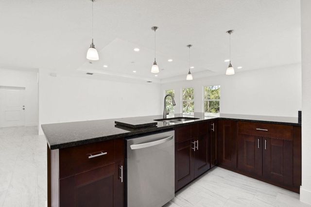 9376 103rd Court, Vero Beach, FL 32967