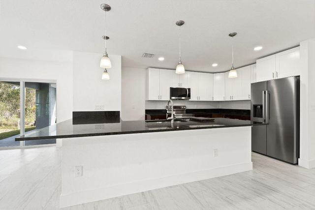 9376 103rd Court, Vero Beach, FL 32967