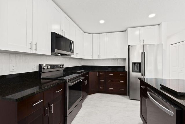 9376 103rd Court, Vero Beach, FL 32967