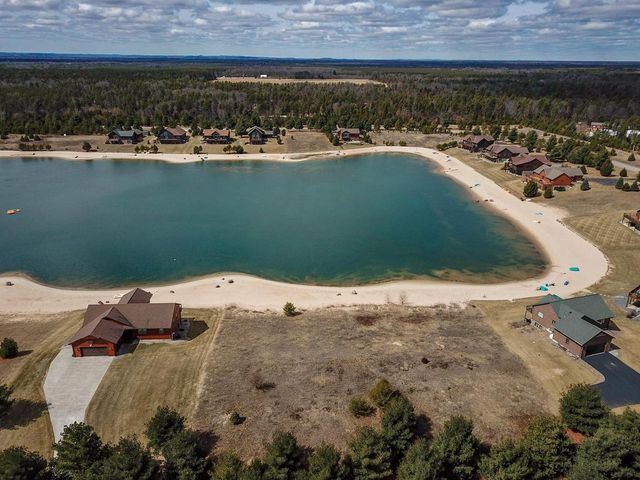 N8141 15th Avenue, New Lisbon, WI 53950
