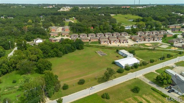 2400 Vichy Road, Rolla, MO 65401