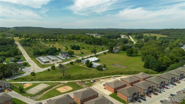 2400 Vichy Road, Rolla, MO 65401